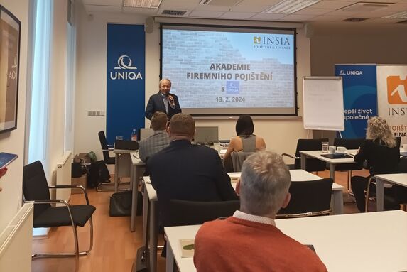 Víte, jak se školí pojišťovací profesionálové?