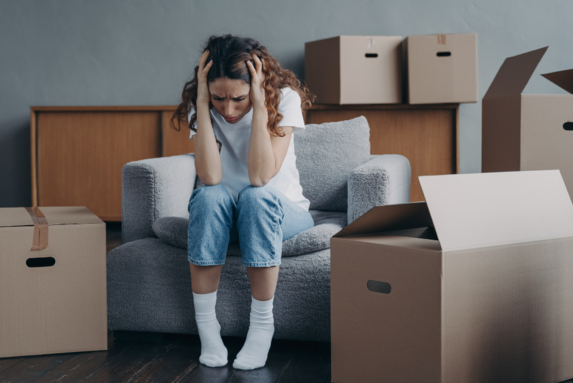 Lidé přestávají snít o vlastním bydlení kvůli rekordně drahým hypotékám. Blýská se na lepší časy?